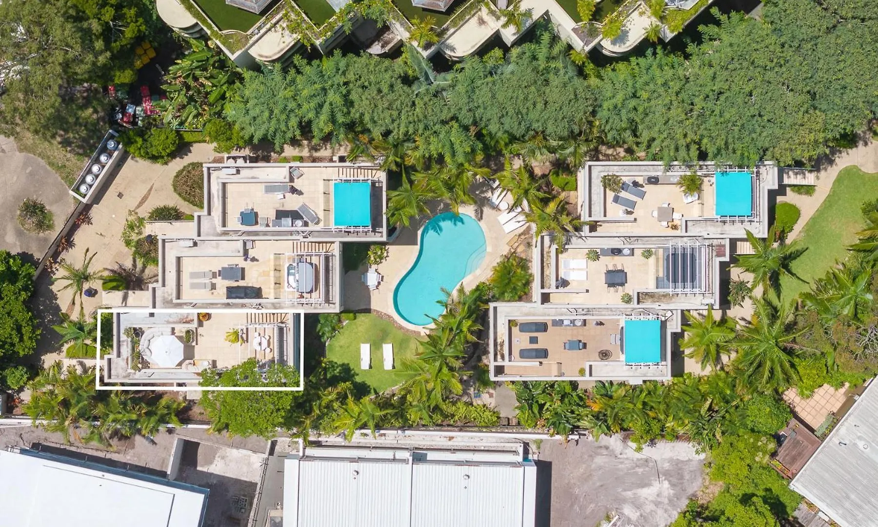 The Sunroom On Noosa Hill With Rooftop Apartment